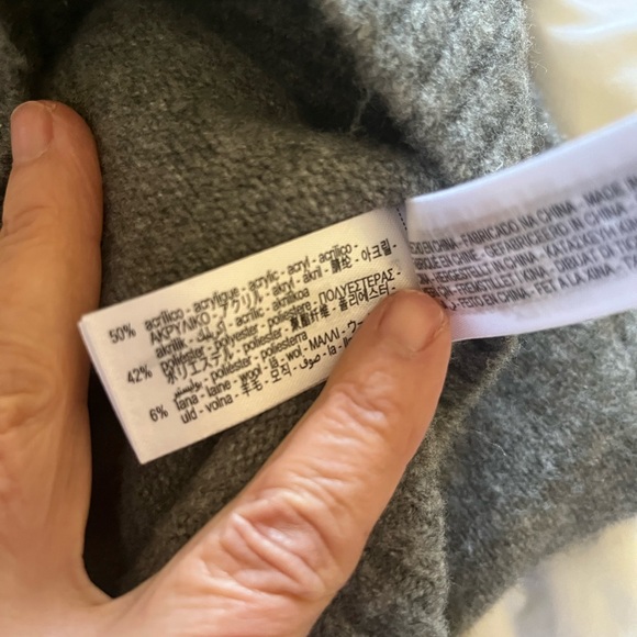 Zara Gray Crew Neck Sweater Size XS - Picture 5 of 6